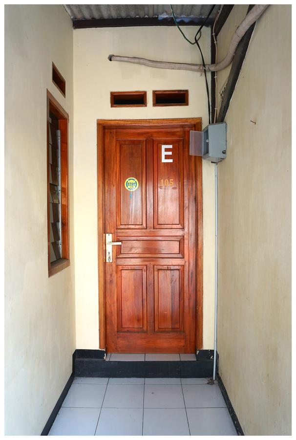 Budi House & Food Station Bandung Exterior photo