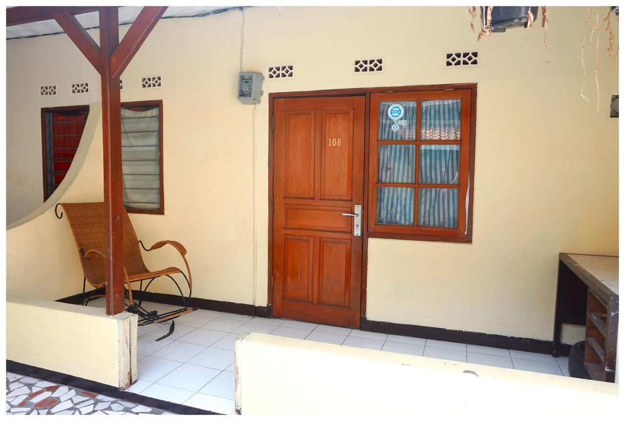Budi House & Food Station Bandung Exterior photo